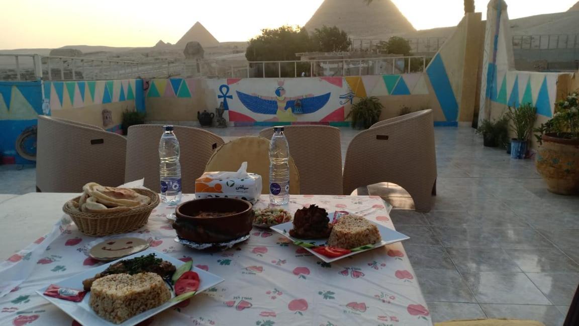 Pyramids Overlook Inn Kafrat al Jabal Exterior photo