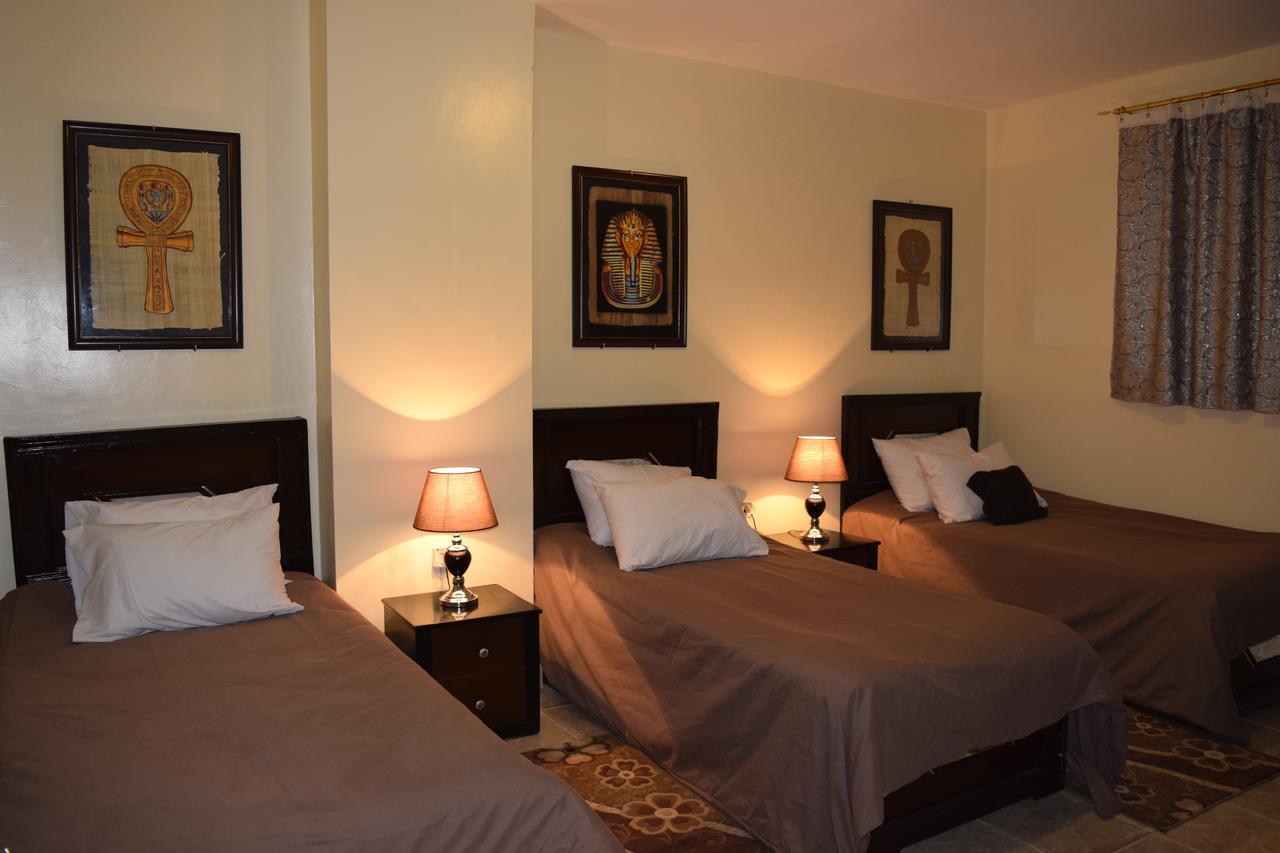 Pyramids Overlook Inn Kafrat al Jabal Exterior photo