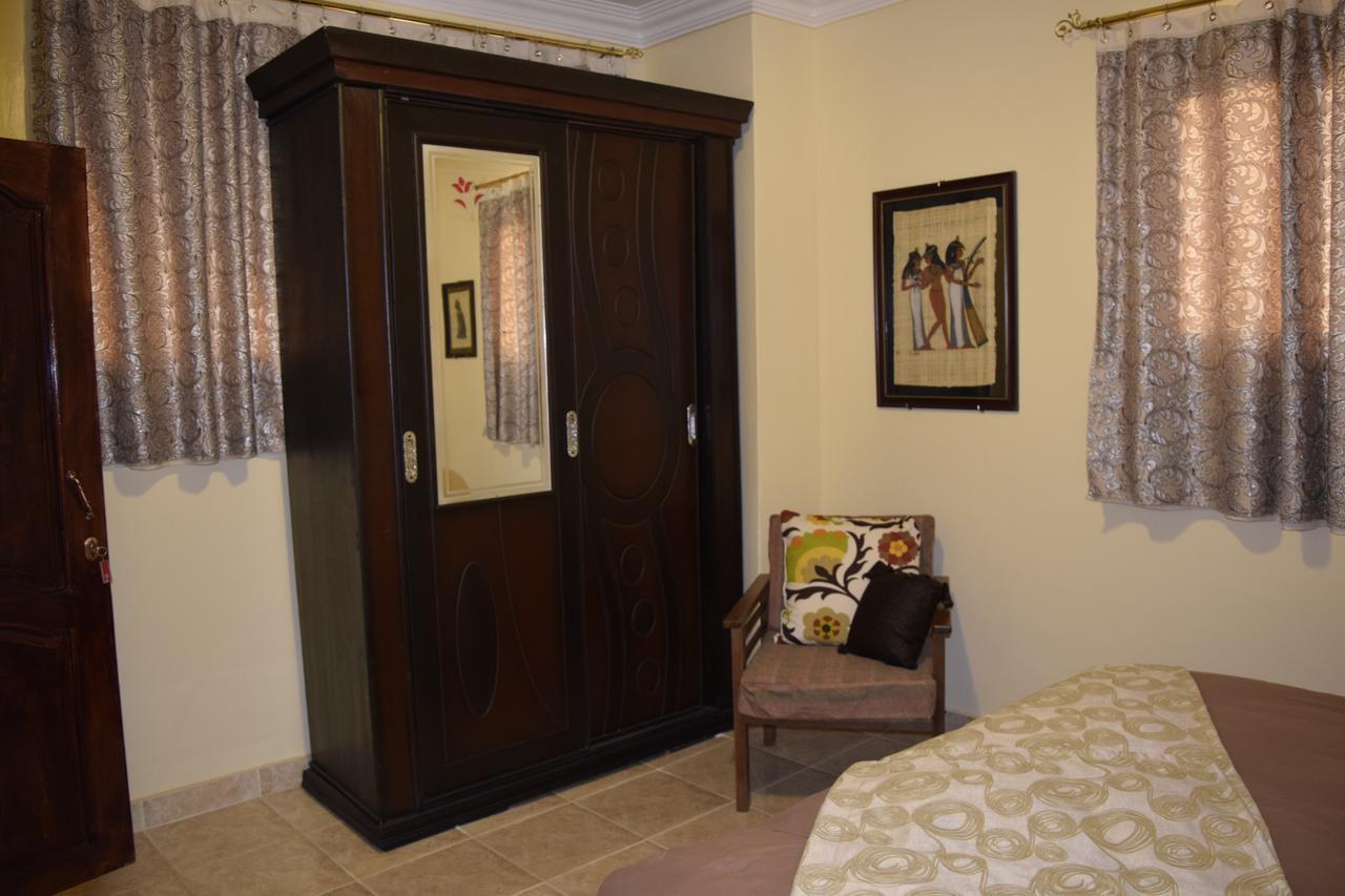 Pyramids Overlook Inn Kafrat al Jabal Exterior photo