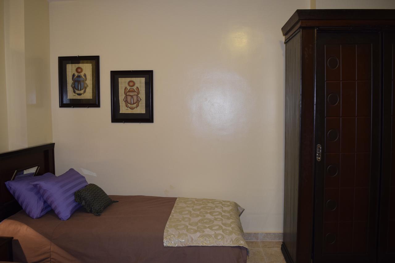 Pyramids Overlook Inn Kafrat al Jabal Exterior photo