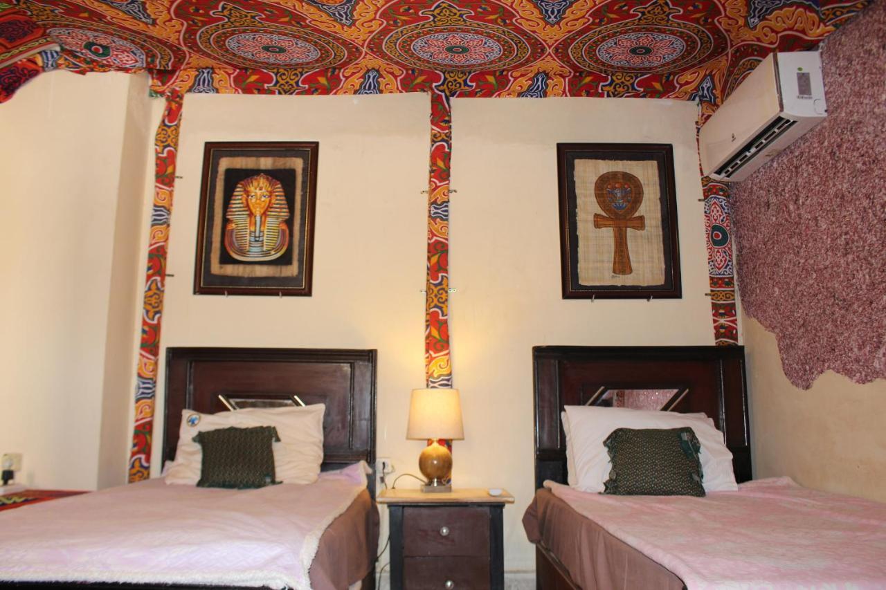 Pyramids Overlook Inn Kafrat al Jabal Exterior photo